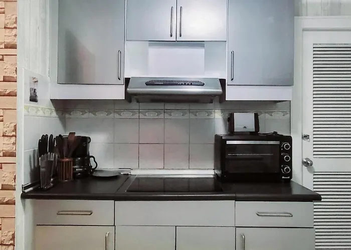 Appartement 67 Sqm. Unit In Robinson Place Residences Manille