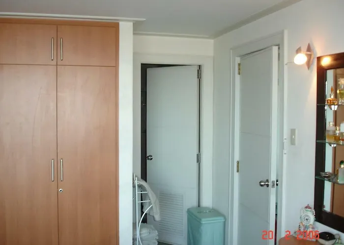 Appartement 67 Sqm. Unit In Robinson Place Residences Manille