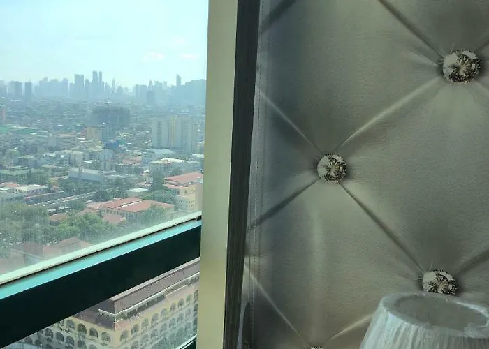67 Sqm. Unit In Robinson Place Residences Appartement *