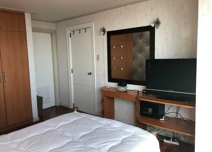 Appartement 67 Sqm. Unit In Robinson Place Residences Manille