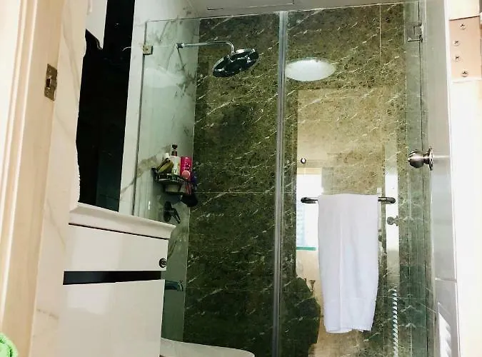 Appartement 67 Sqm. Unit In Robinson Place Residences Manille